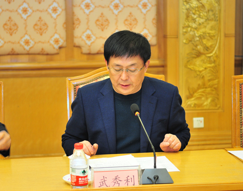 5 泰安市中心医院分院院长武秀利介绍医院发展建设情况.jpg